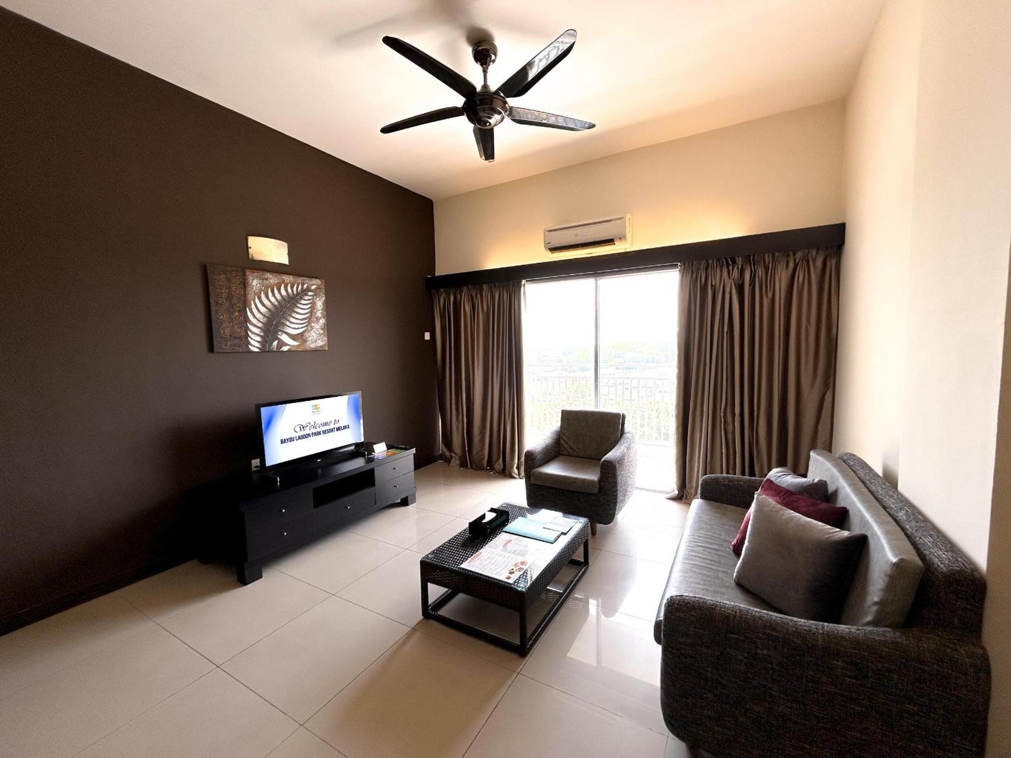 Bayou Lagoon Park Resort Malacca Eksteriør billede