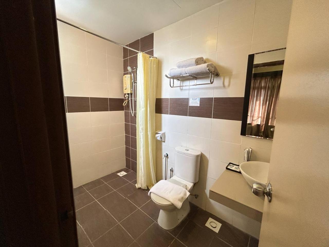 Bayou Lagoon Park Resort Malacca Eksteriør billede