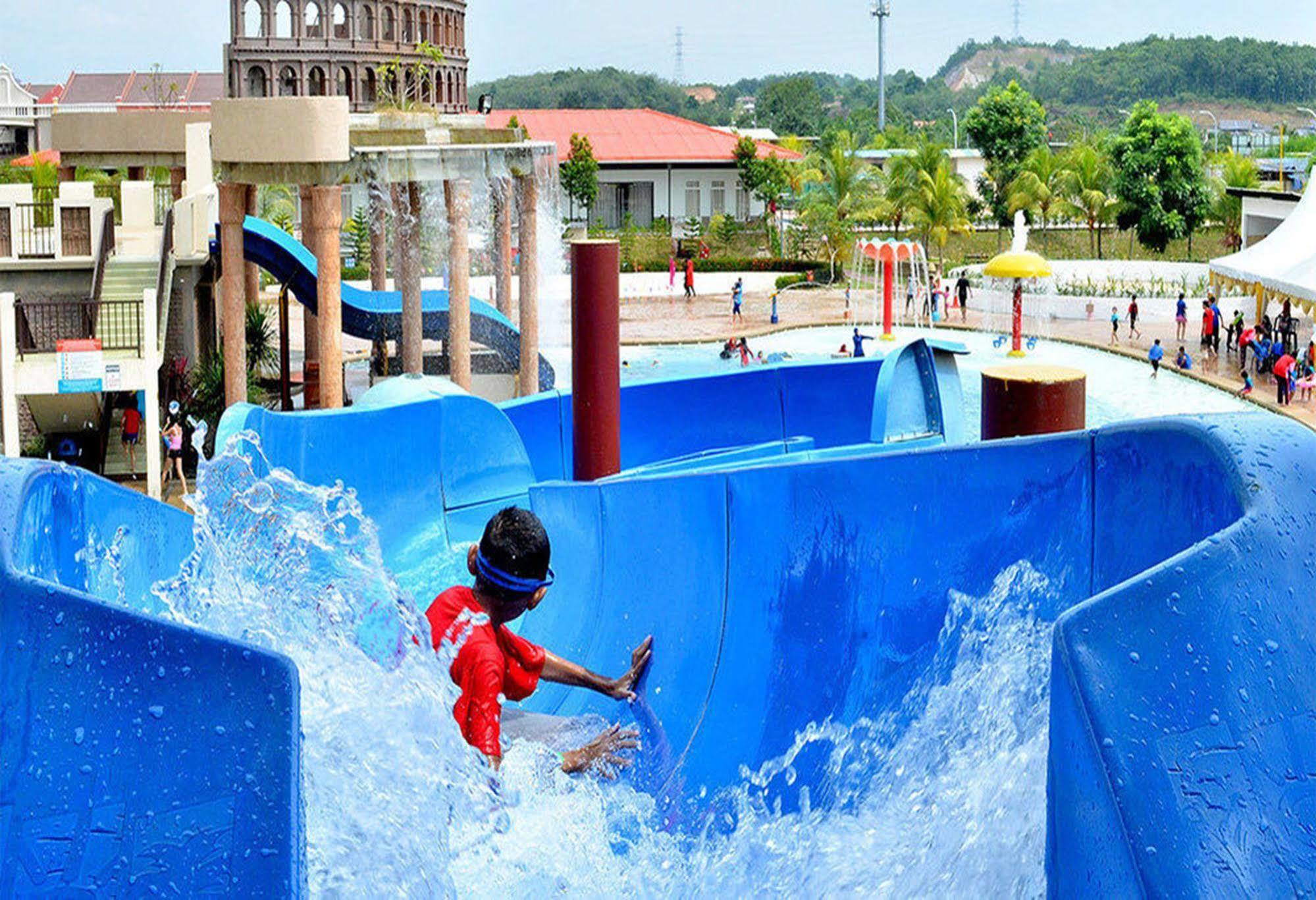 Bayou Lagoon Park Resort Malacca Eksteriør billede